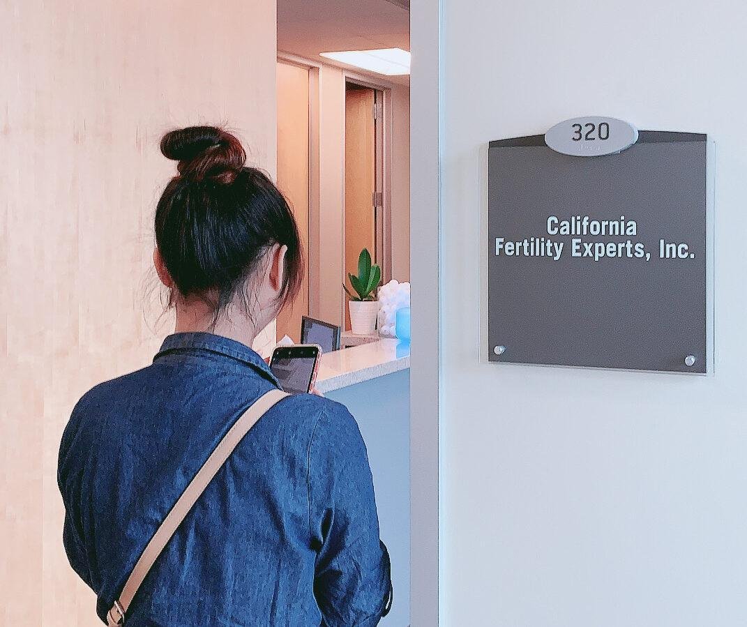 美國捐卵可獲得8000美金,機票補助,加州住宿全免. 捐卵條件: 29歲以下 155公分以上 高中大學畢